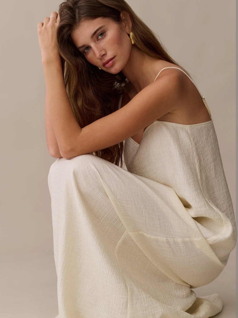 Few Moda Women's Cream Spaghetti Strap Maxi Dress
